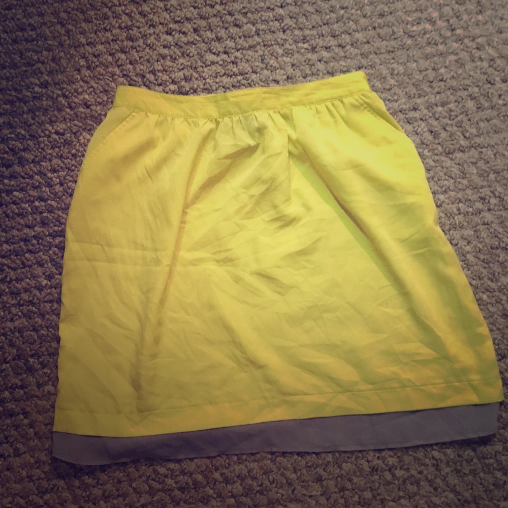 Target pocketed skirt - Yellow and gray